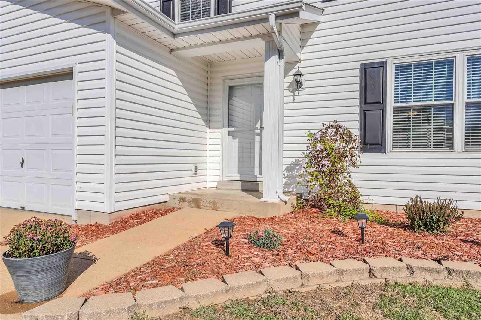 1017 Crabapple Court