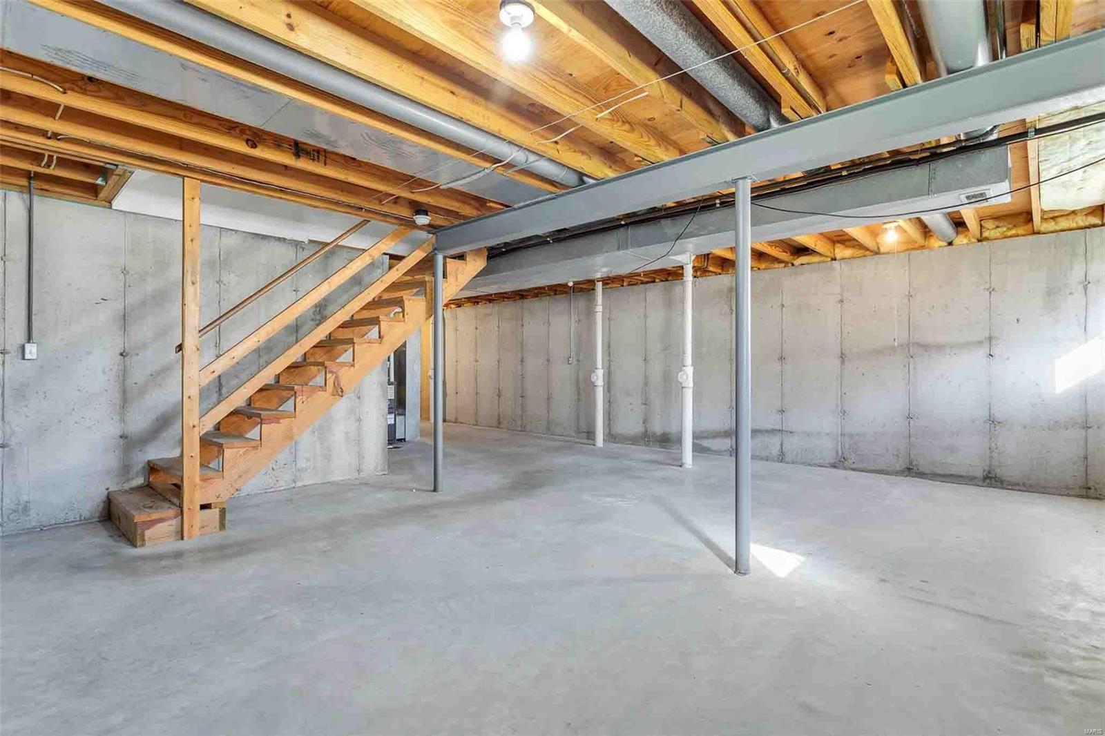 1017 Crabapple Court