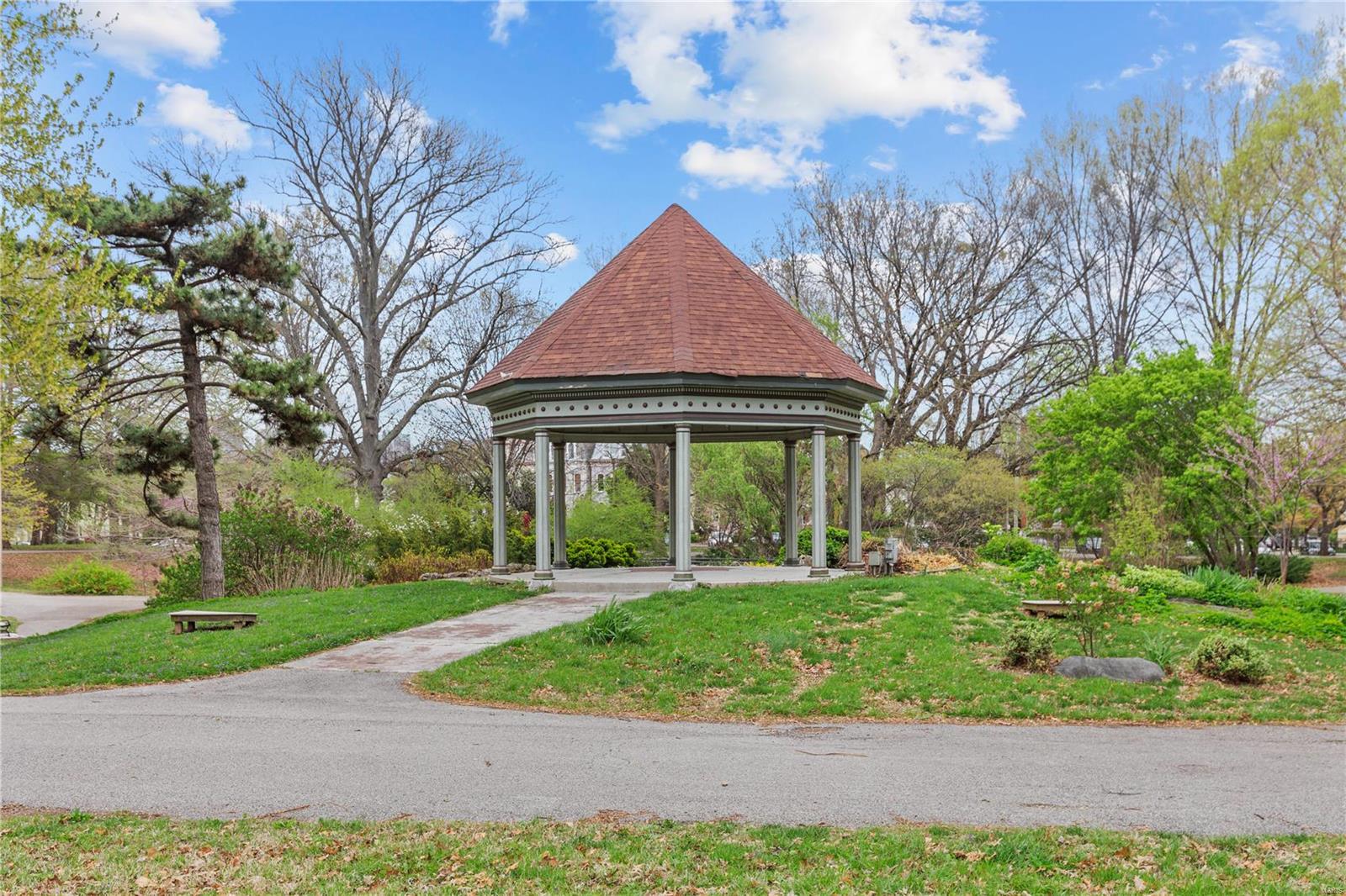 1716 Waverly Unit: 1A