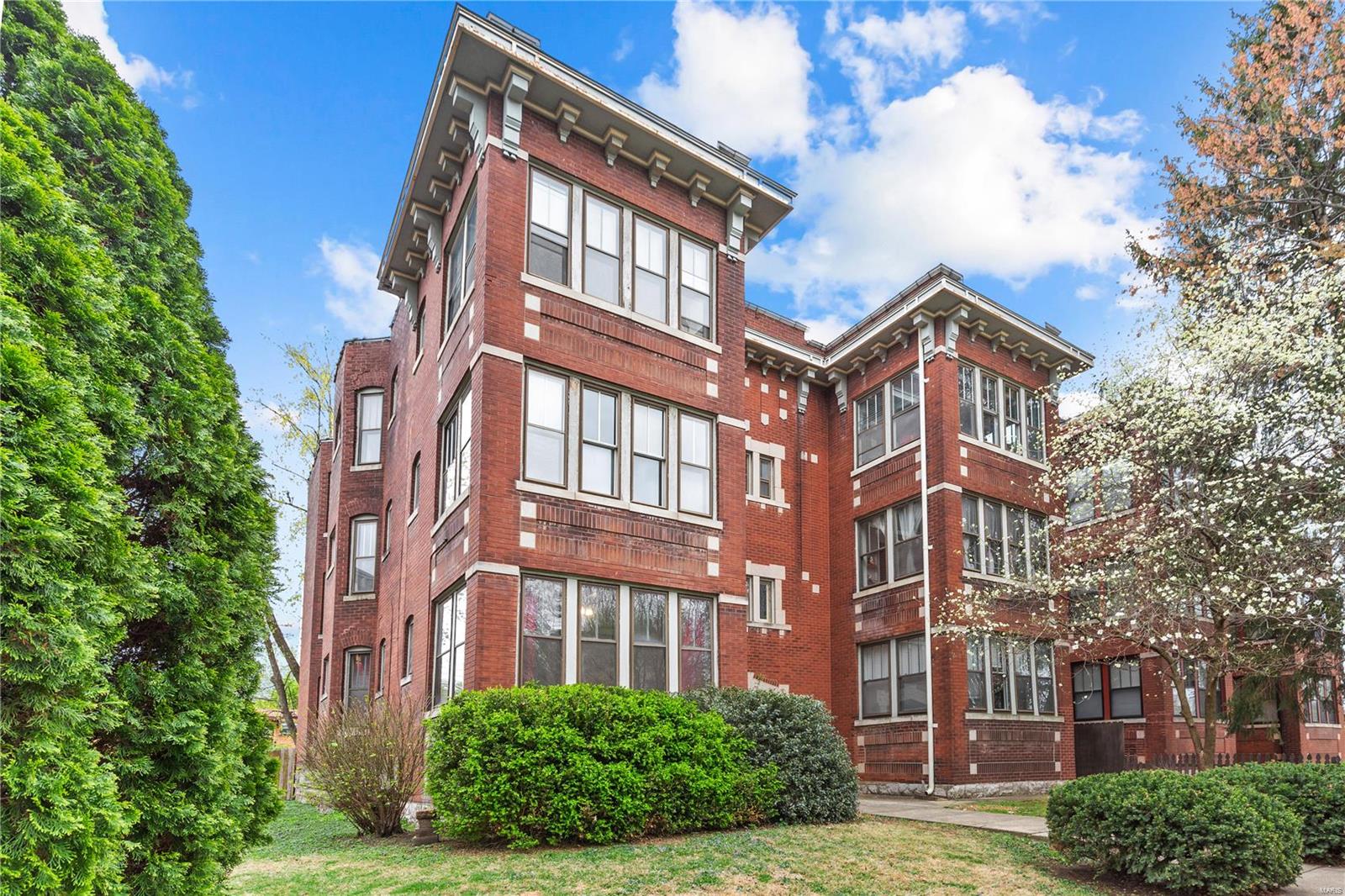 1716 Waverly Unit: 1A