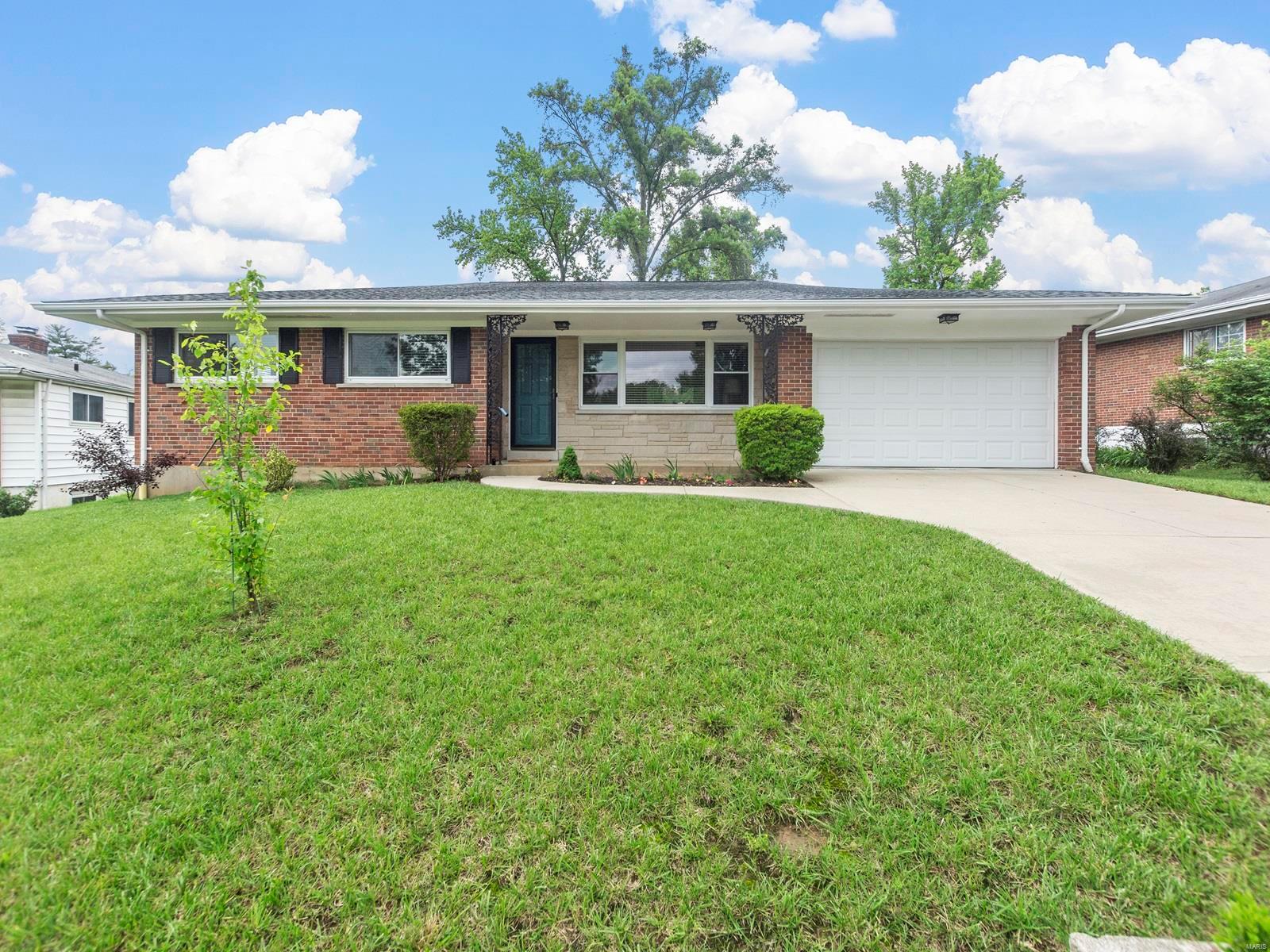 8923 Fox Park Drive