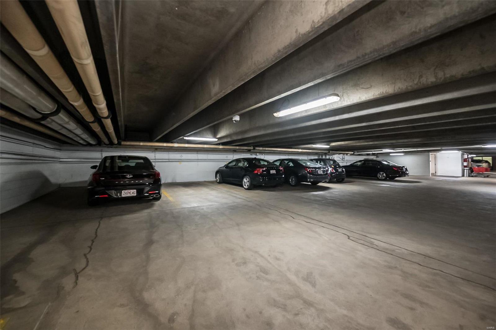 816 S Hanley Road Unit: 4D