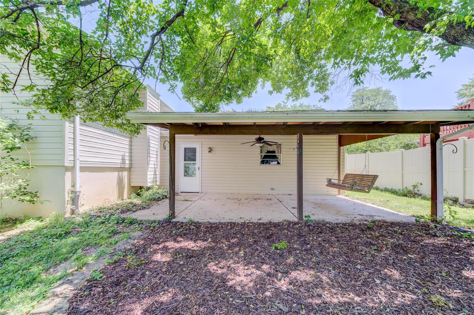 10 Tracy Drive