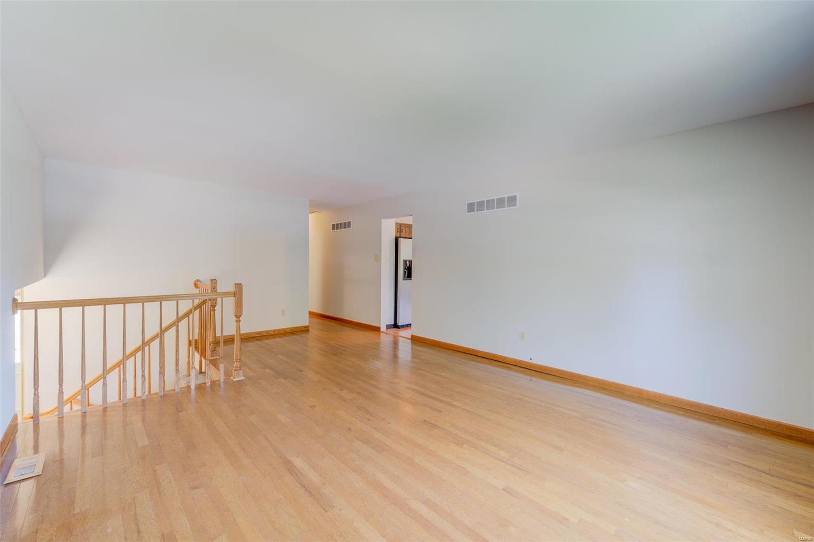 10 Tracy Drive