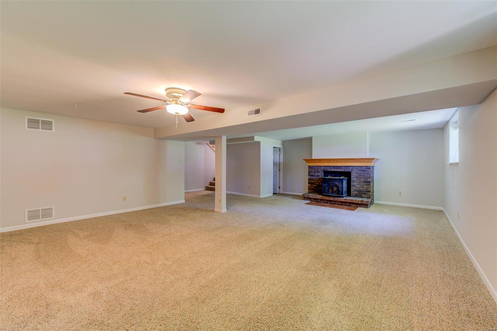 10 Tracy Drive