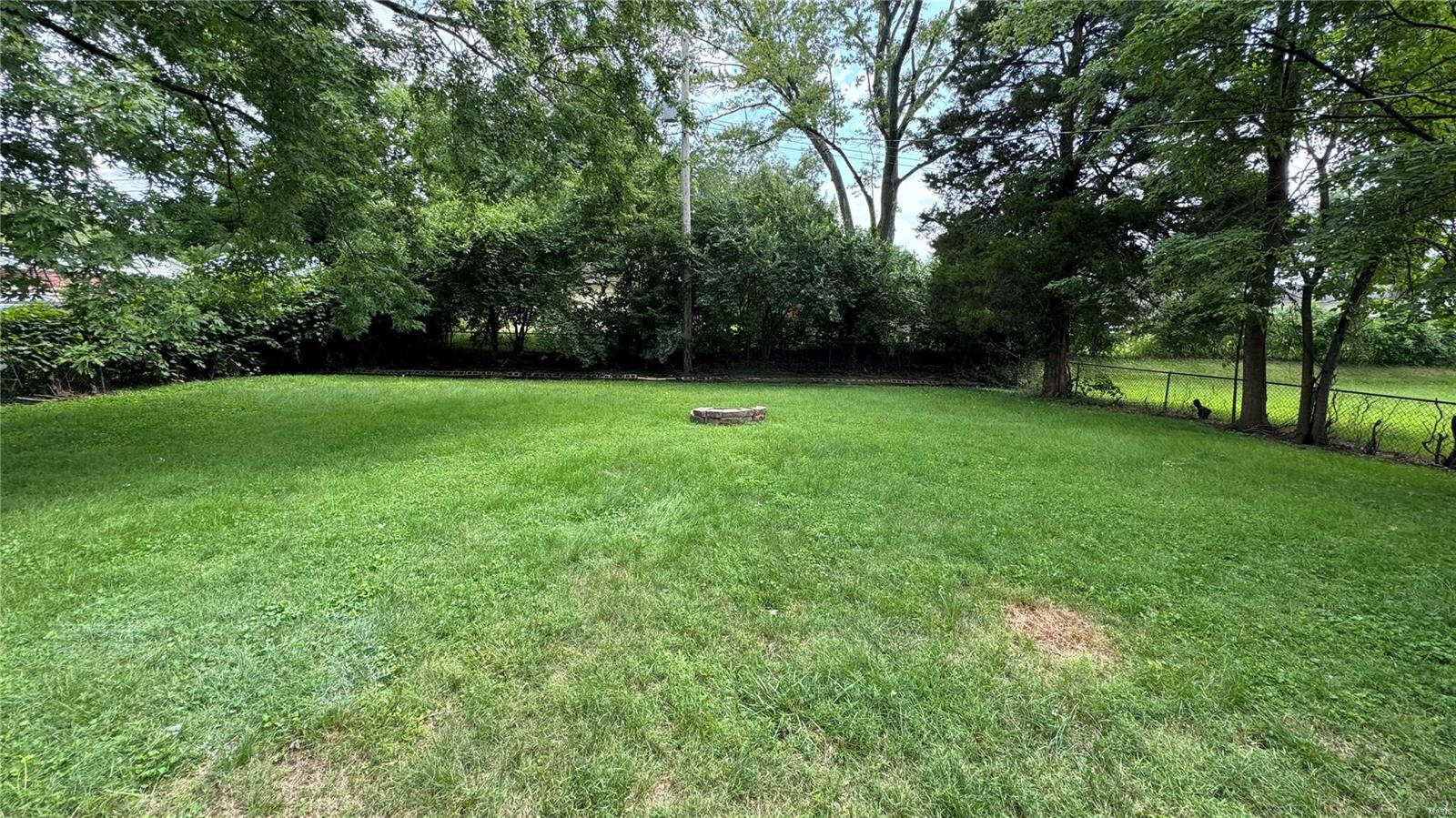 2080 Huntington Drive