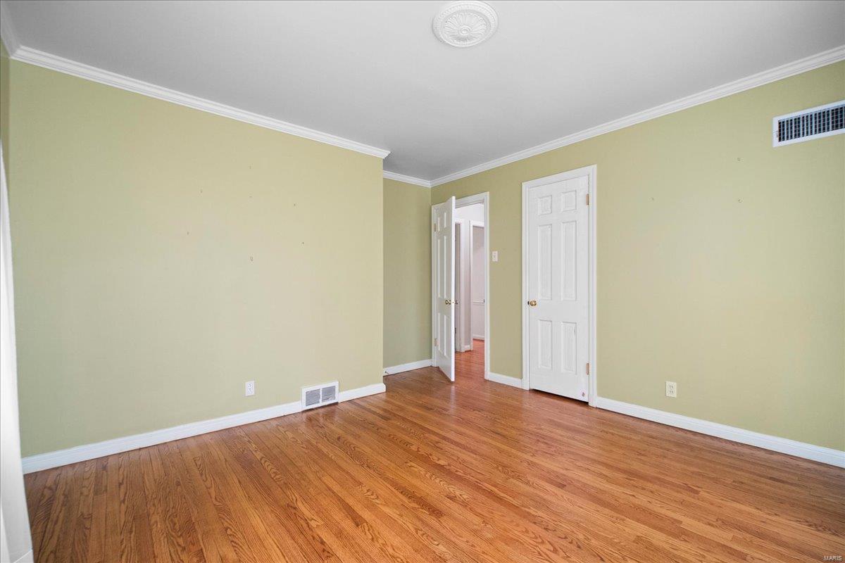 881 Alanson Drive