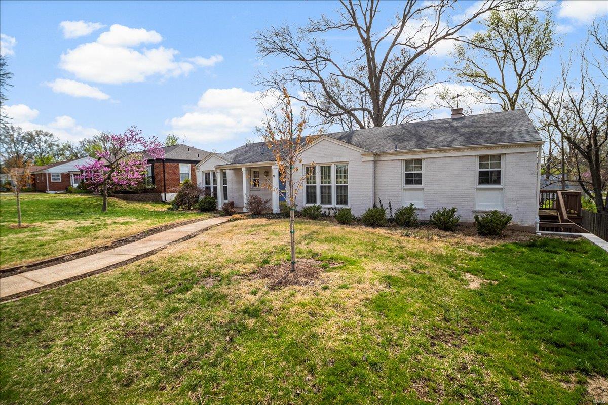 881 Alanson Drive