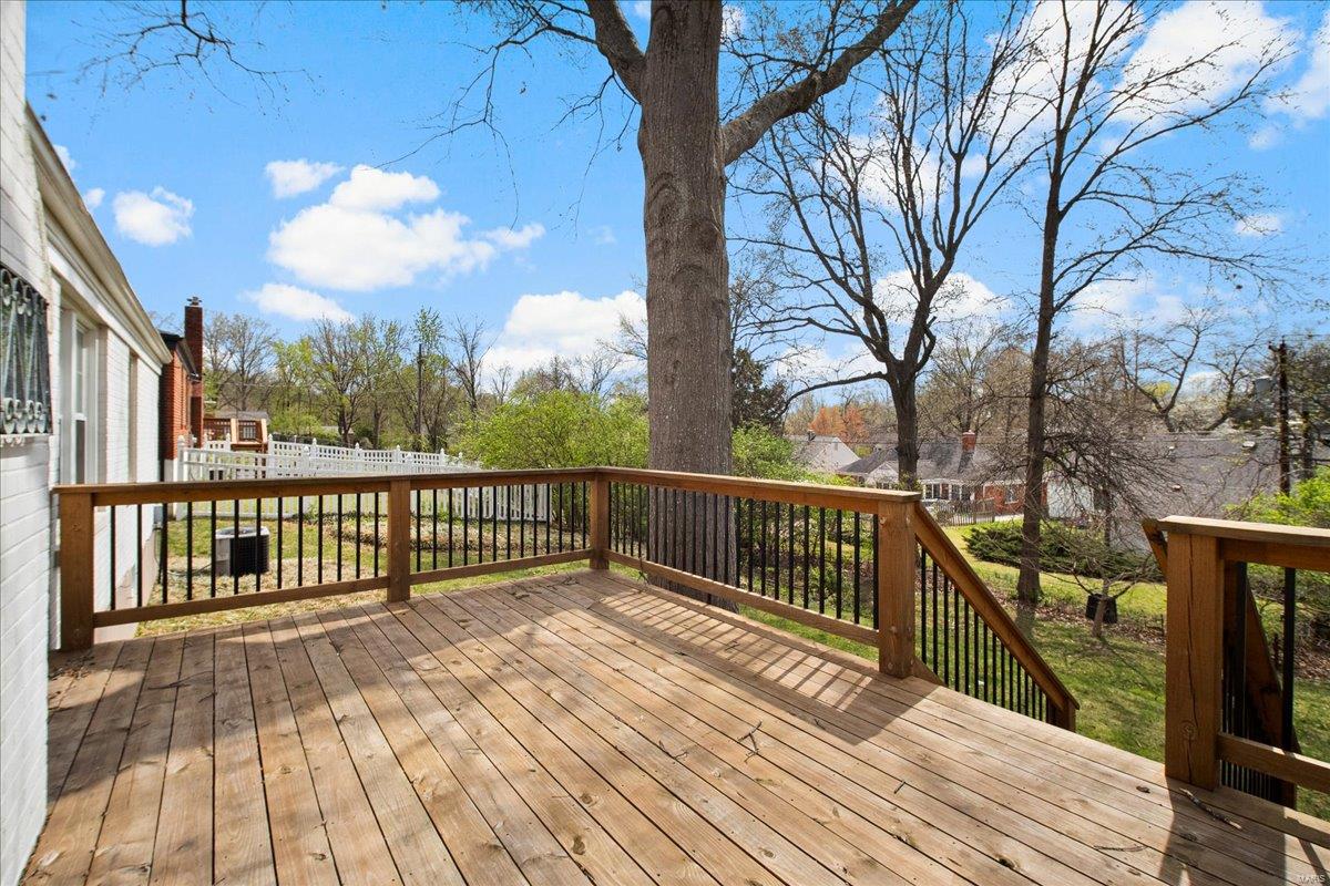 881 Alanson Drive