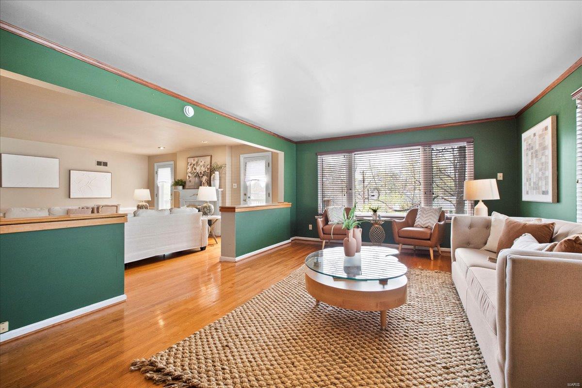 881 Alanson Drive