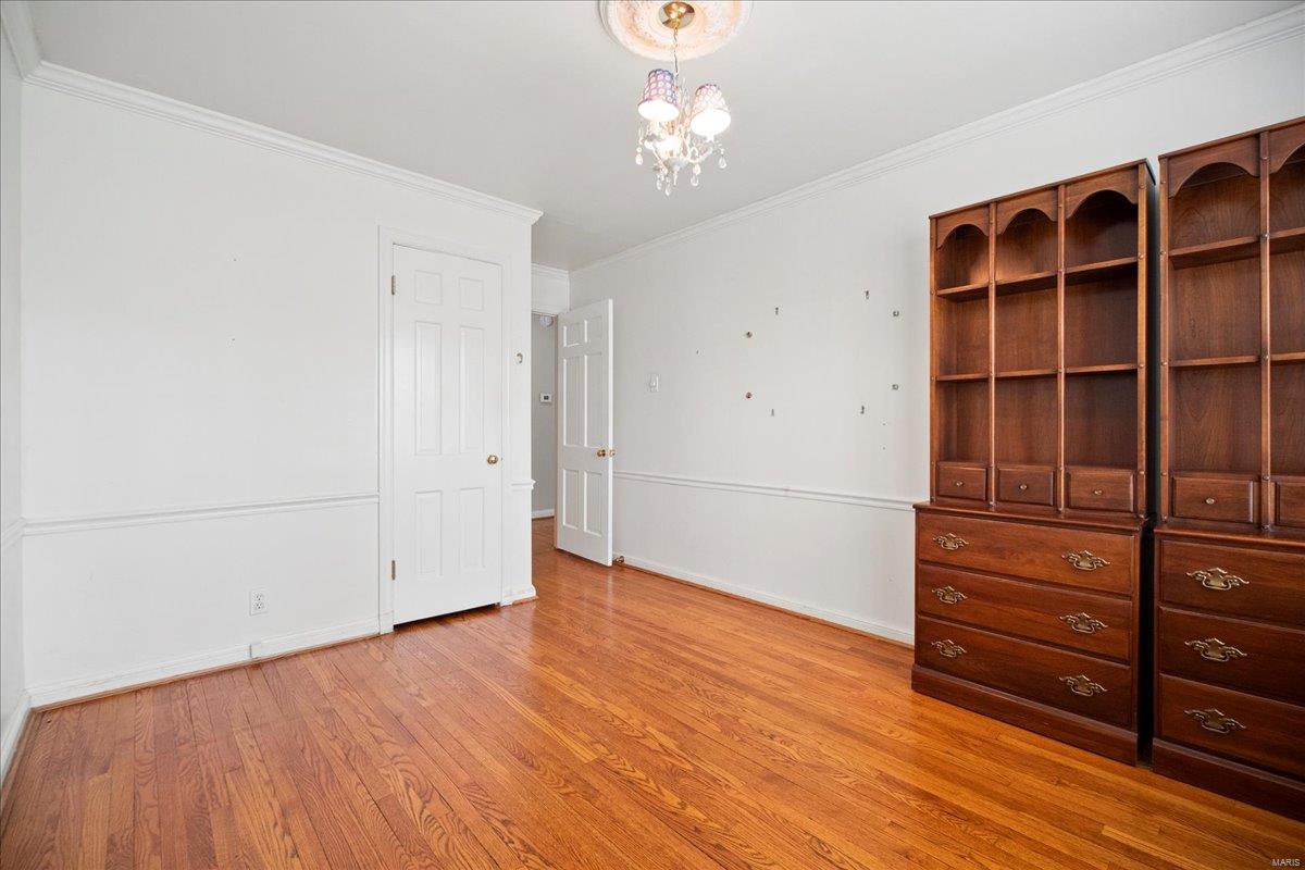 881 Alanson Drive