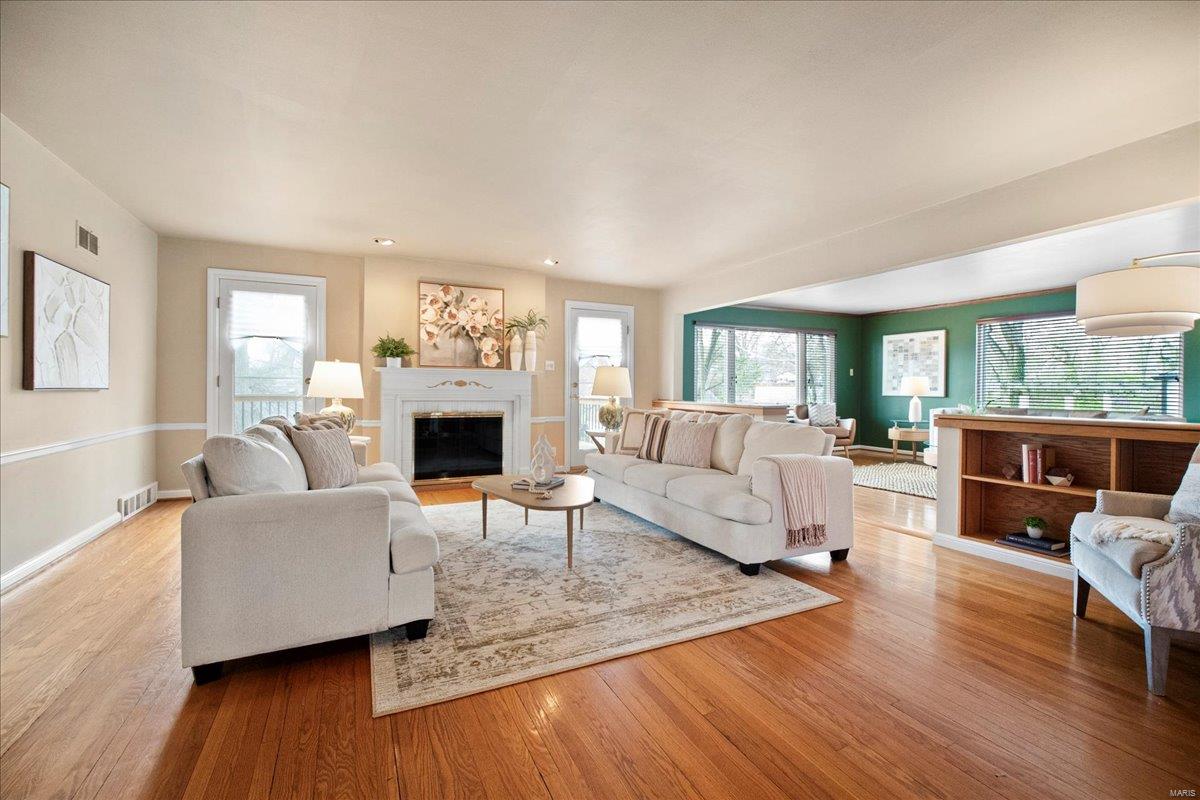 881 Alanson Drive