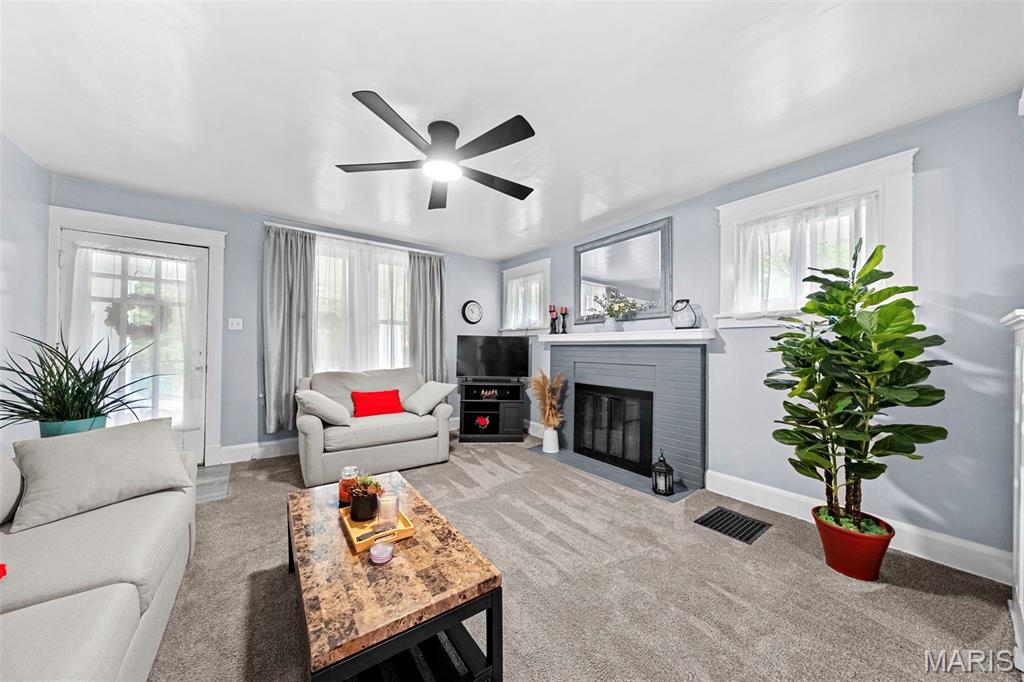 1035 Tuxedo Boulevard