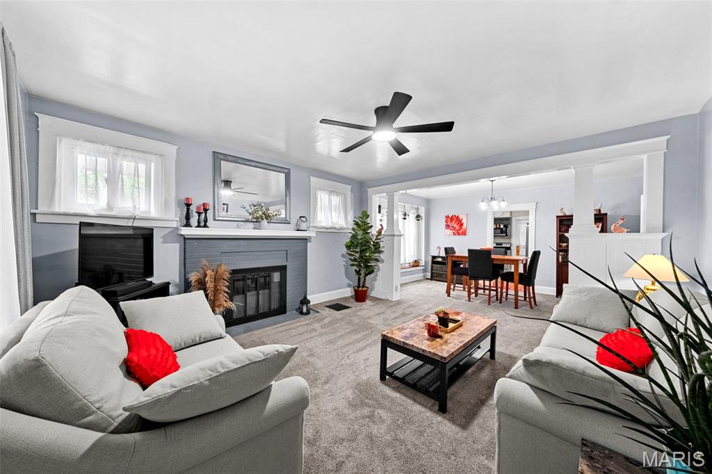 1035 Tuxedo Boulevard