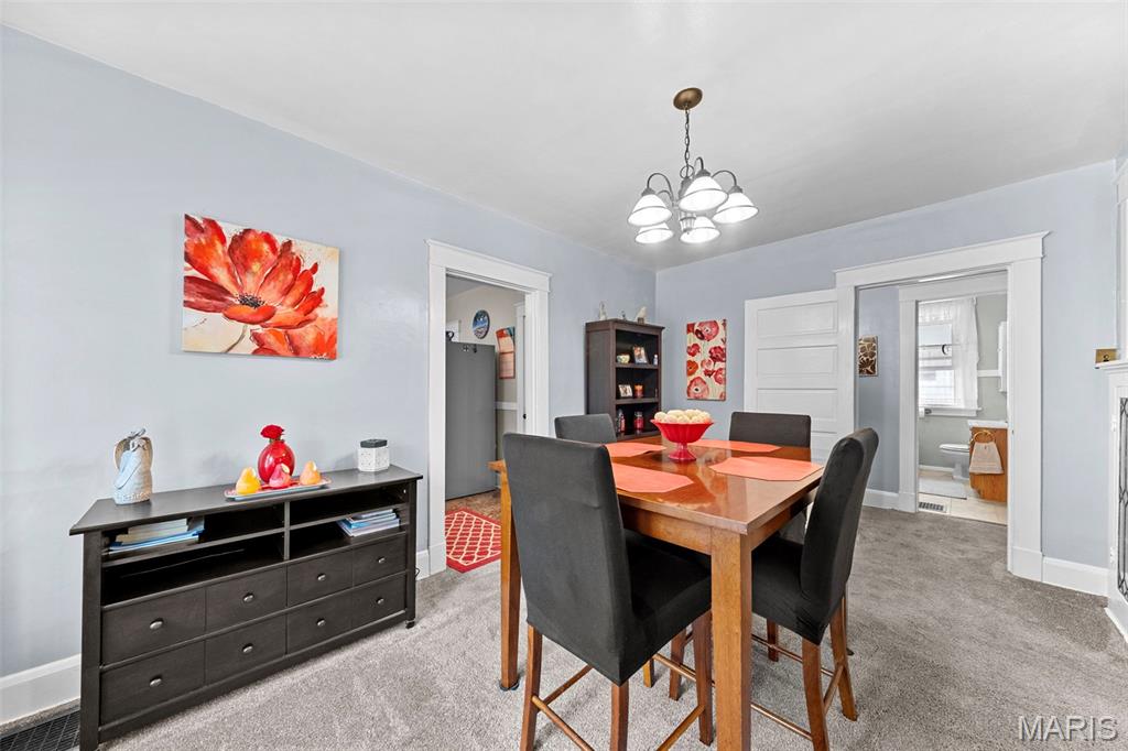 1035 Tuxedo Boulevard
