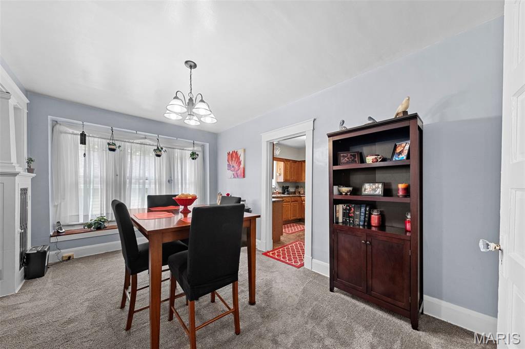 1035 Tuxedo Boulevard