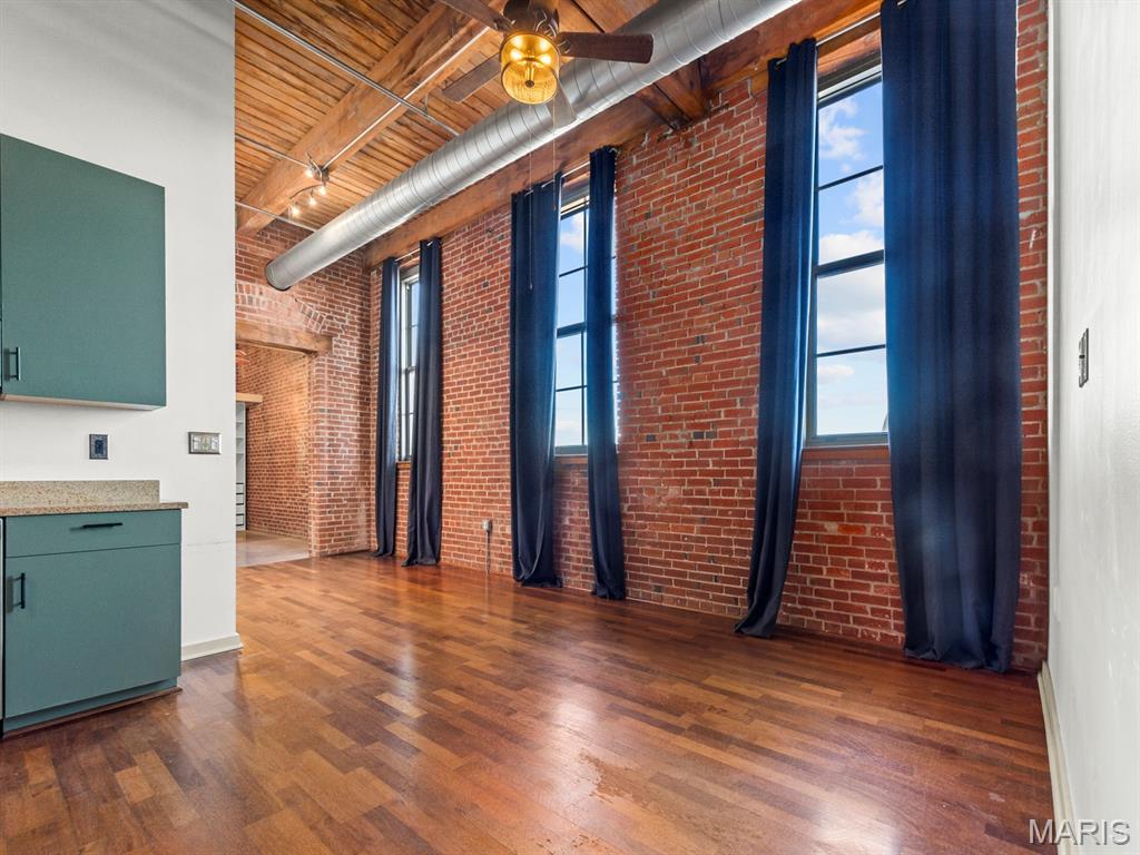 721 N 17th Street Unit: 203