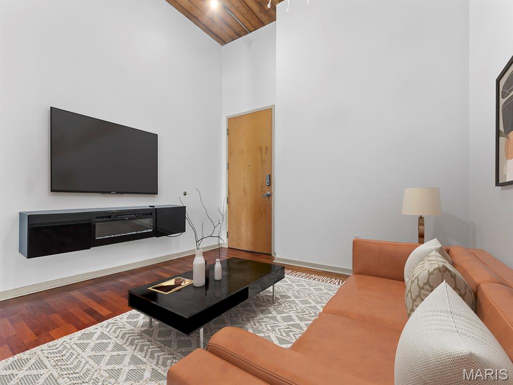 721 N 17th Street Unit: 203