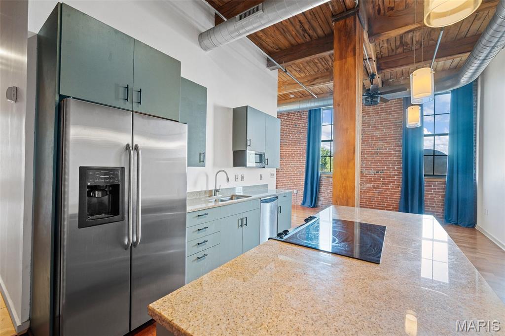 721 N 17th Street Unit: 203