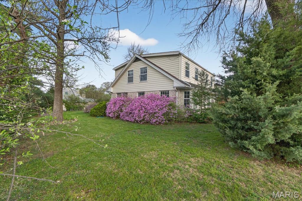 1 Glenkirk Lane