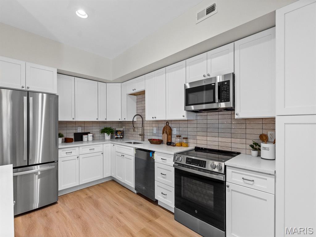 526 Sarah Lane Unit: 41