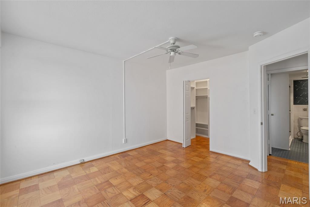 900 S Hanley Road Unit: 11B