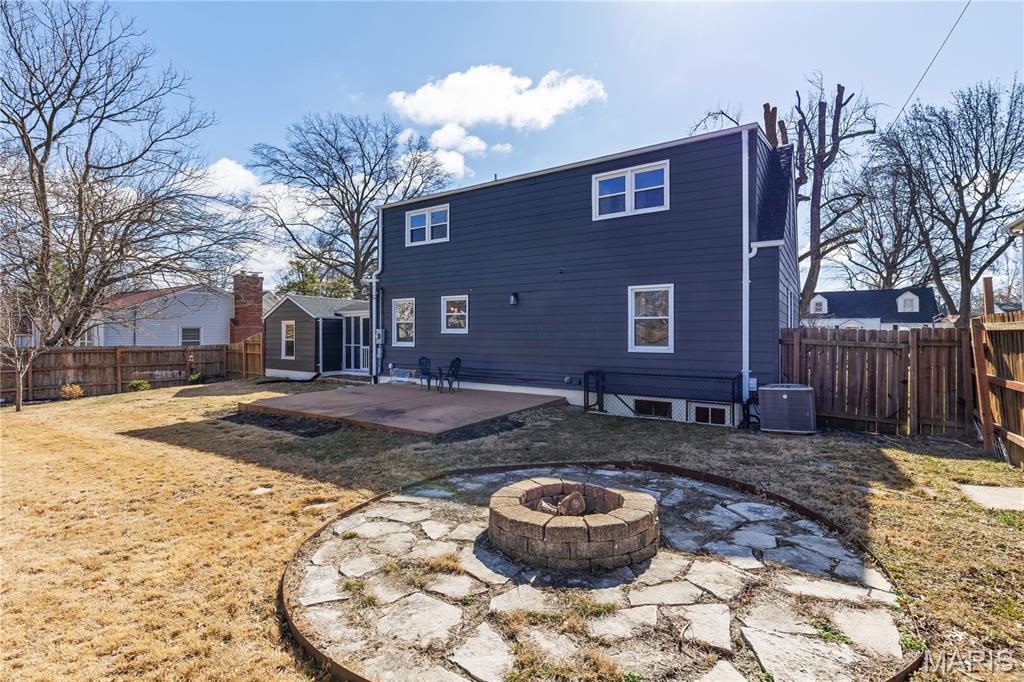 621 Meadowridge Lane