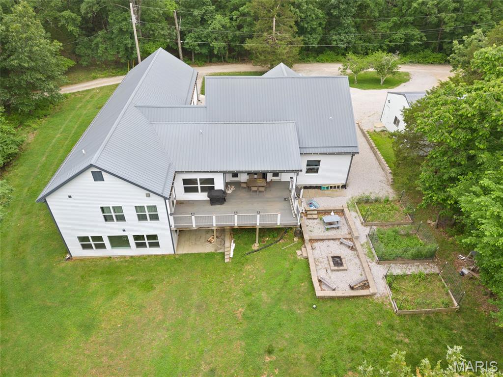 5231 Teubner Lane