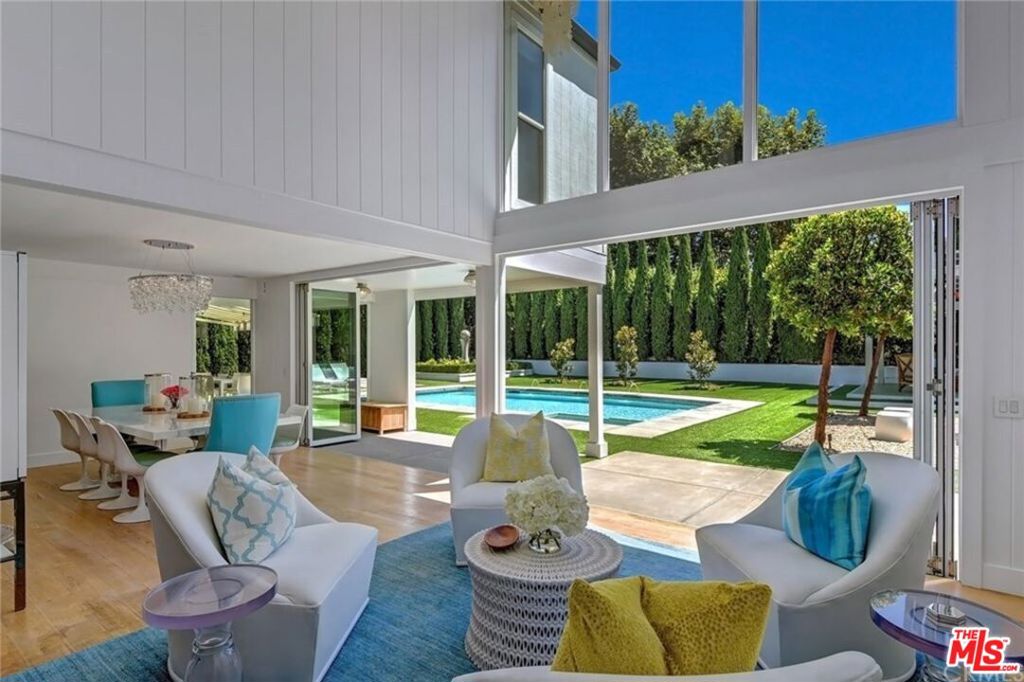 1438 Santiago Drive