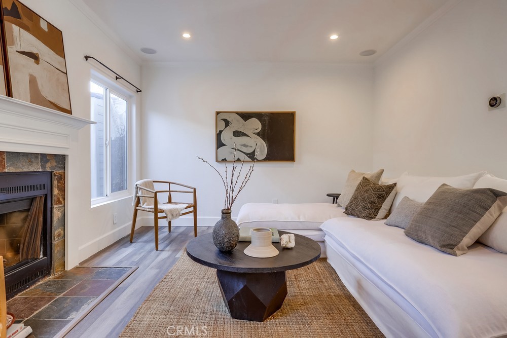 260 Victoria Street 6