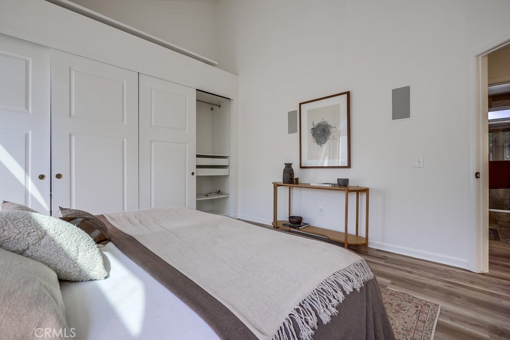 260 Victoria Street 6