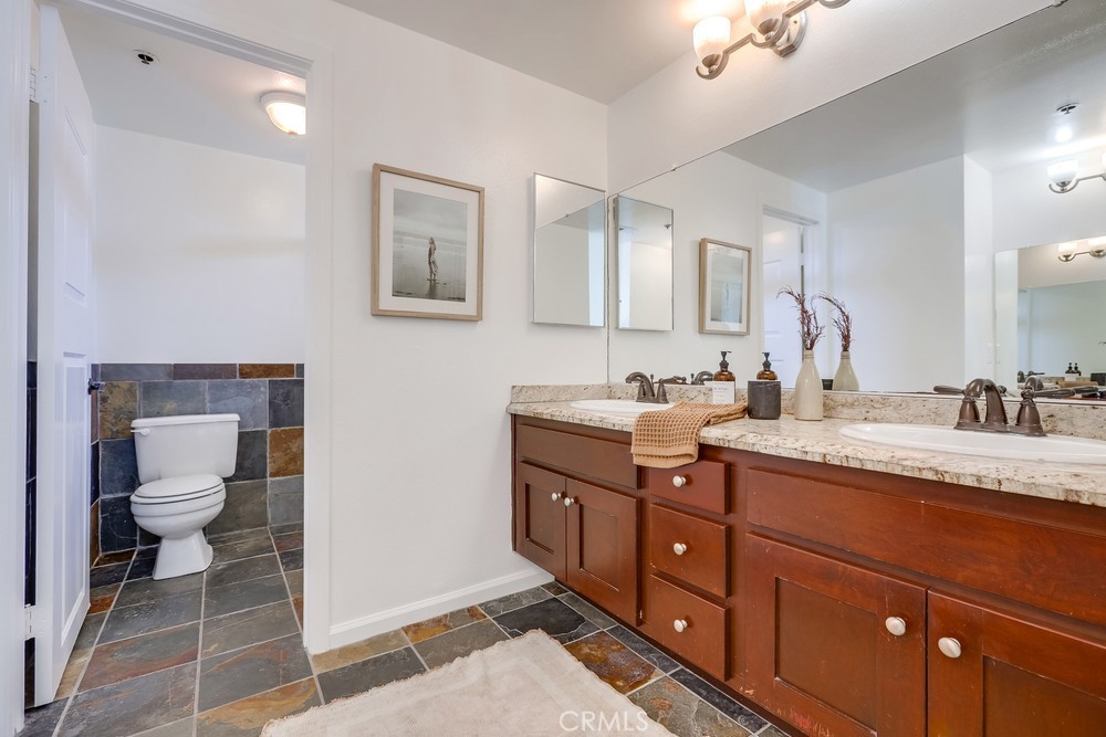 260 Victoria Street 6