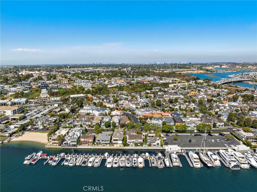 2441 Crestview Drive