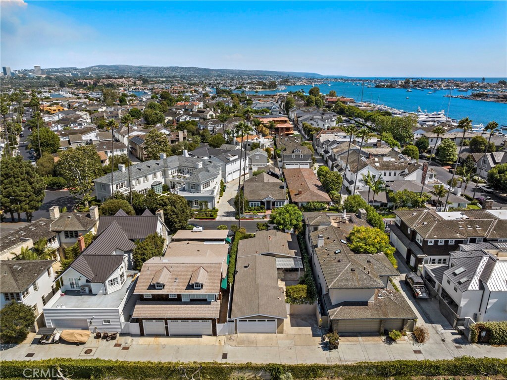 2441 Crestview Drive