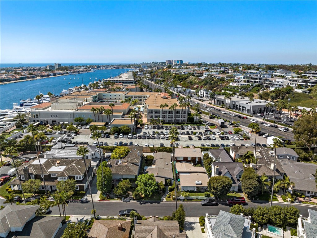 2441 Crestview Drive