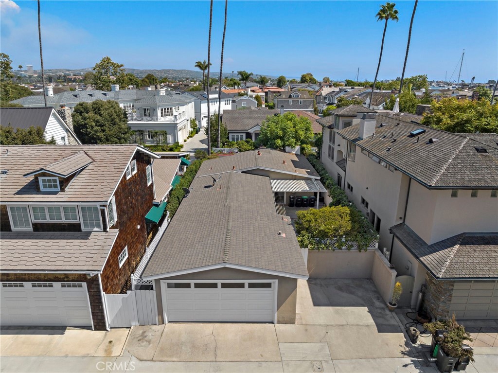 2441 Crestview Drive