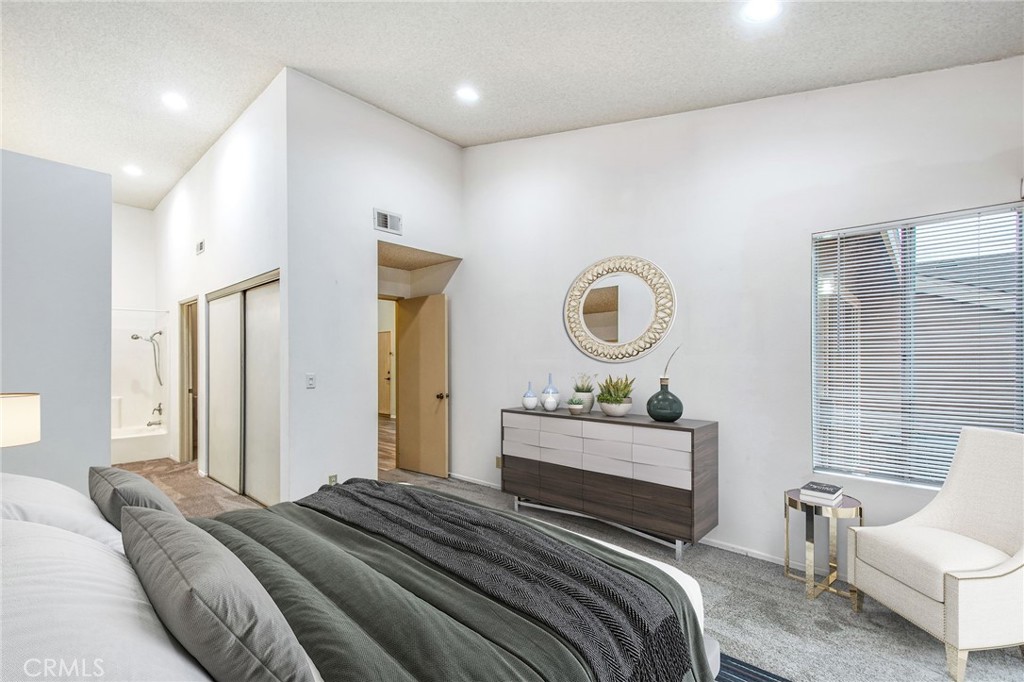 12562 Dale Street 53