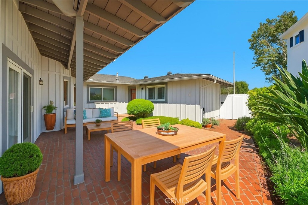 1951 Aliso Avenue