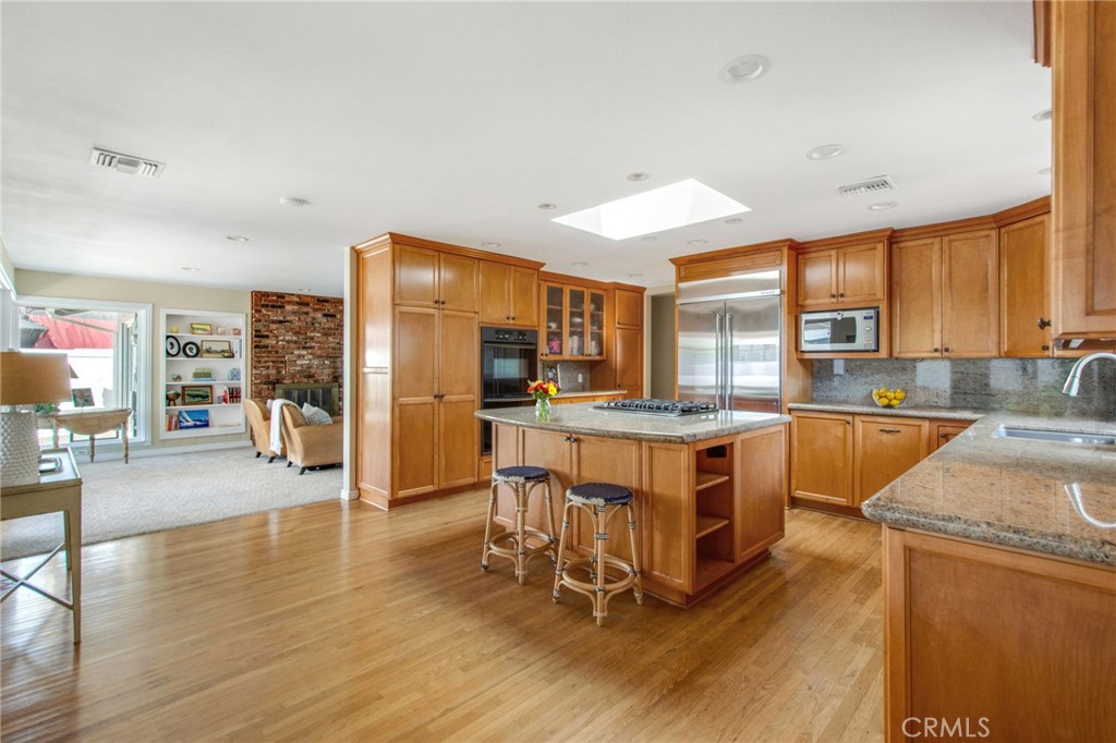 1951 Aliso Avenue