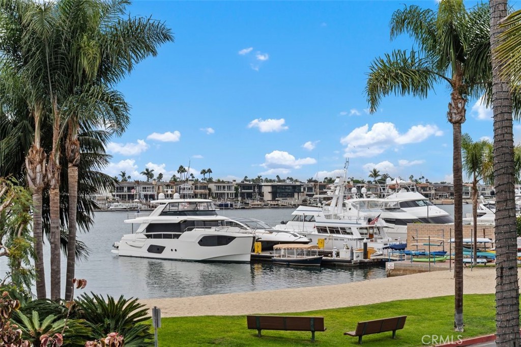 2431 Bayshore Drive