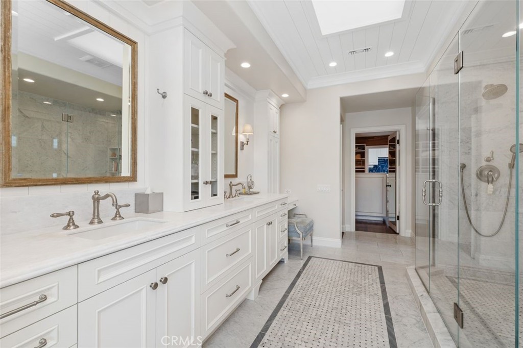 2431 Bayshore Drive