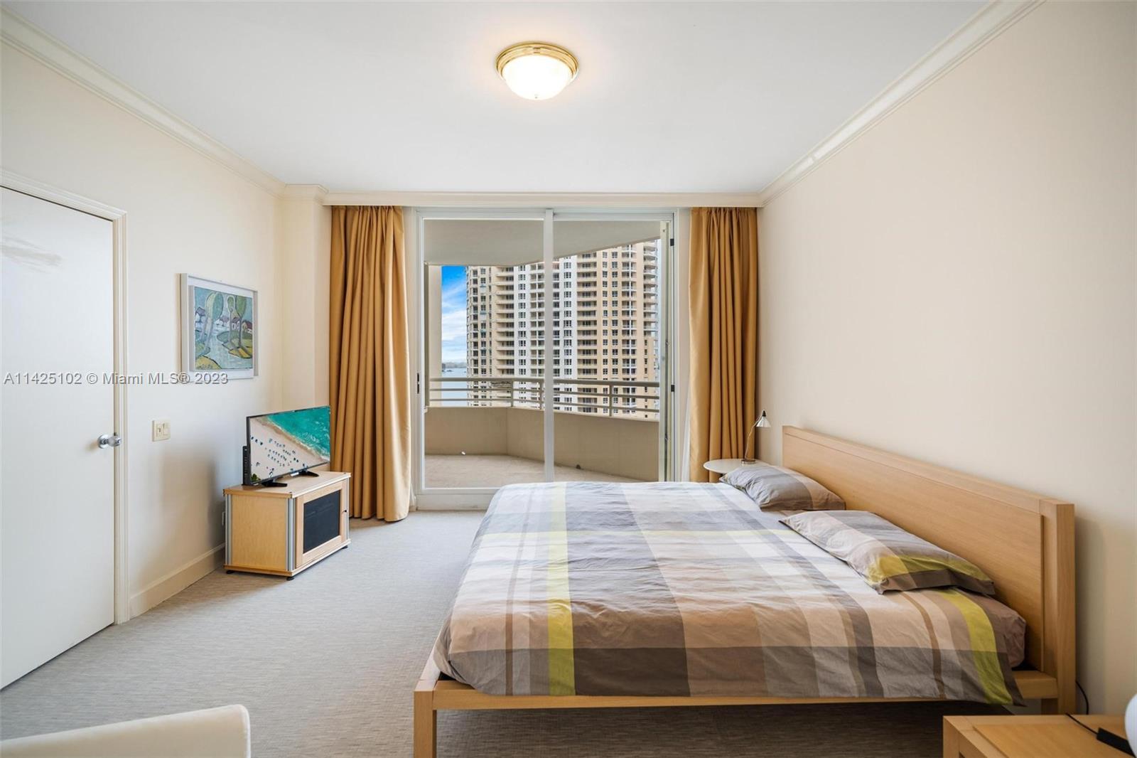 888 Brickell Key Dr # 1809