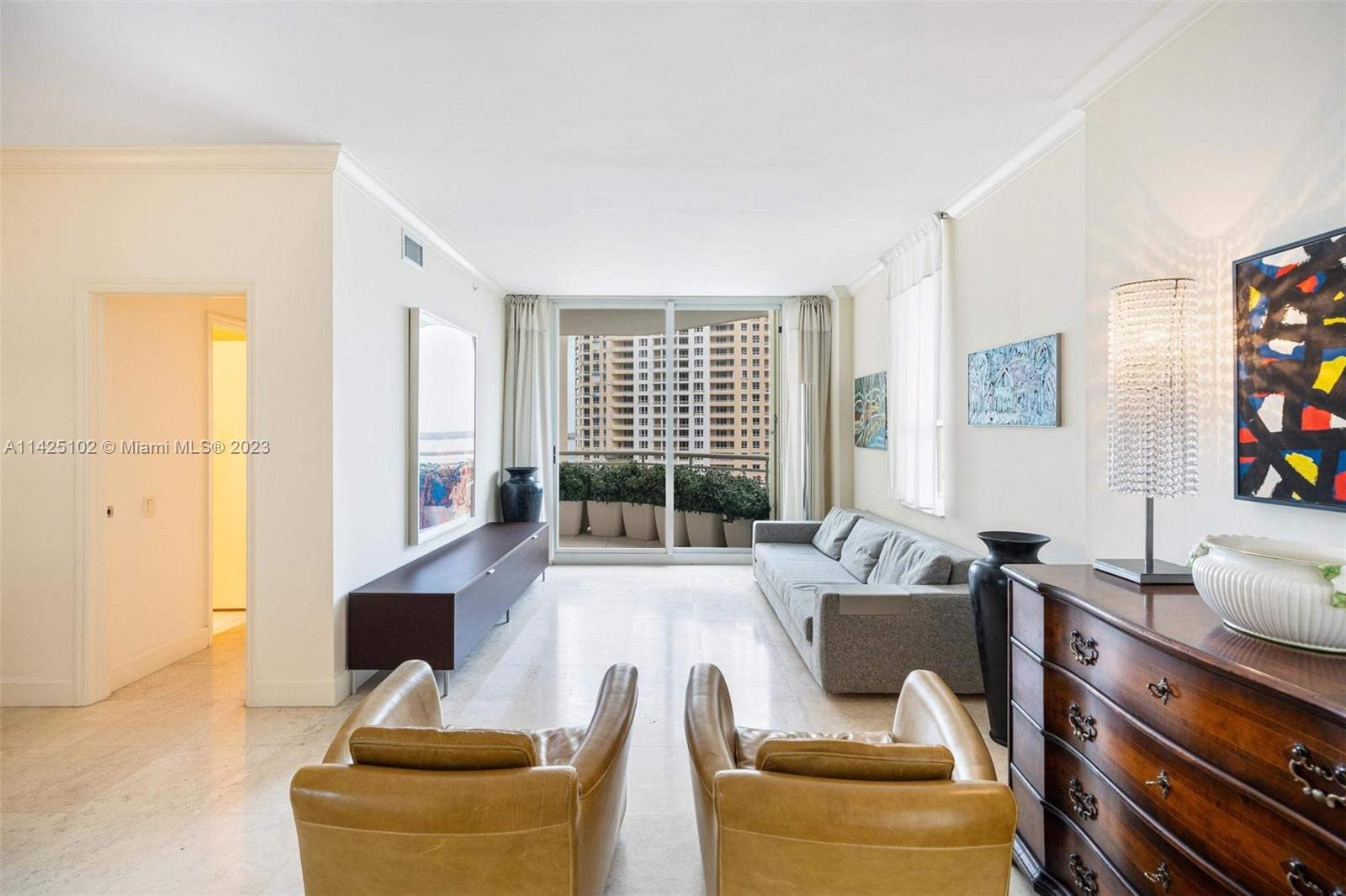 888 Brickell Key Dr # 1809