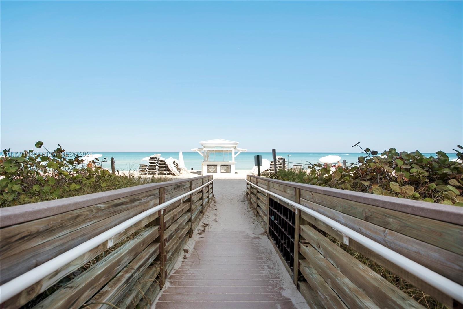 4779 Collins Ave # 2305