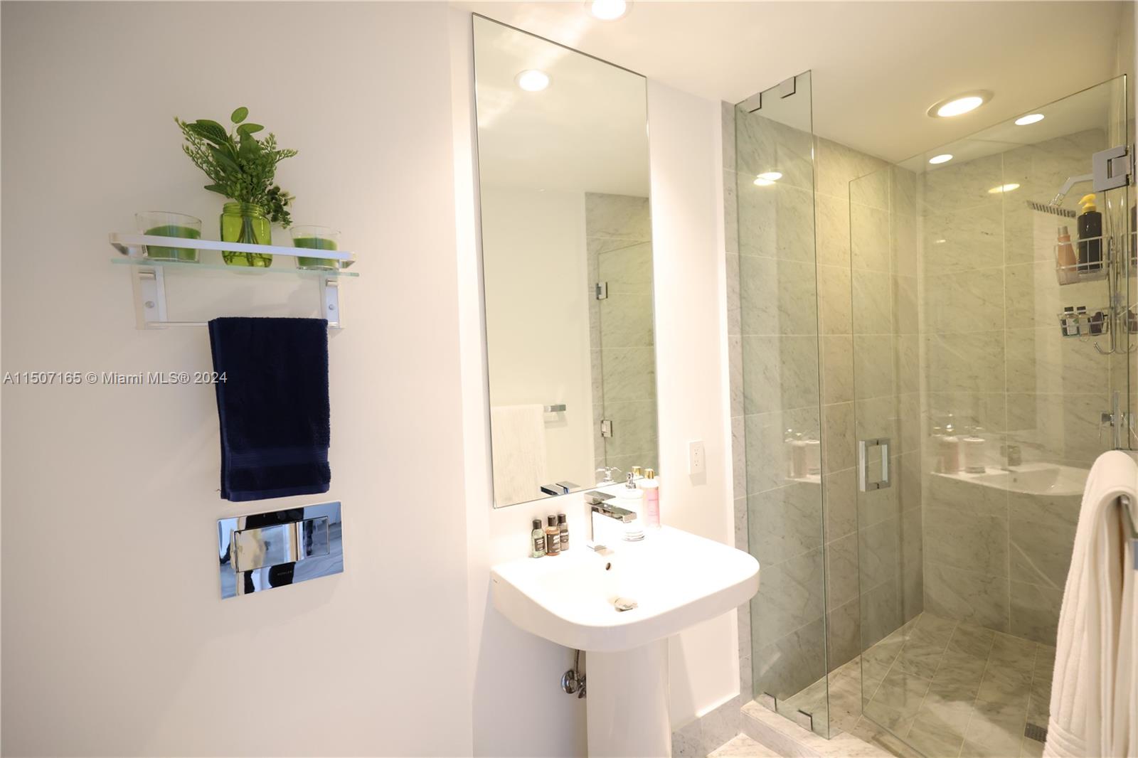 801 S Miami Ave Unit: 2704