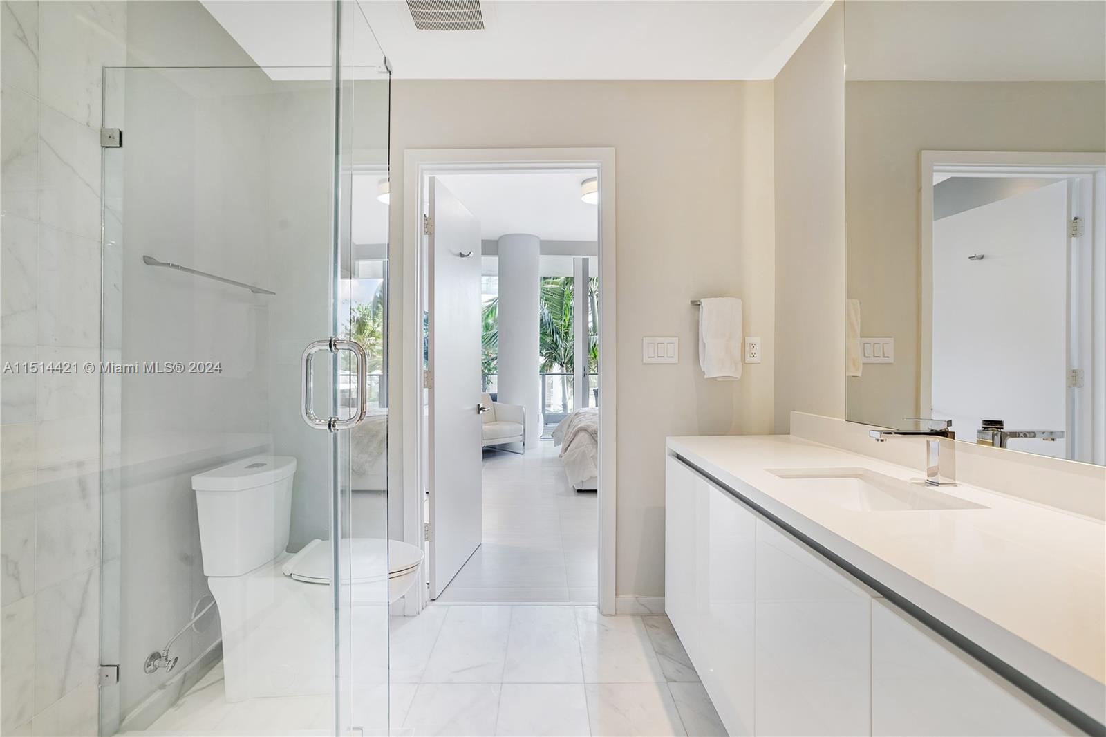 801 S Pointe Dr # 202