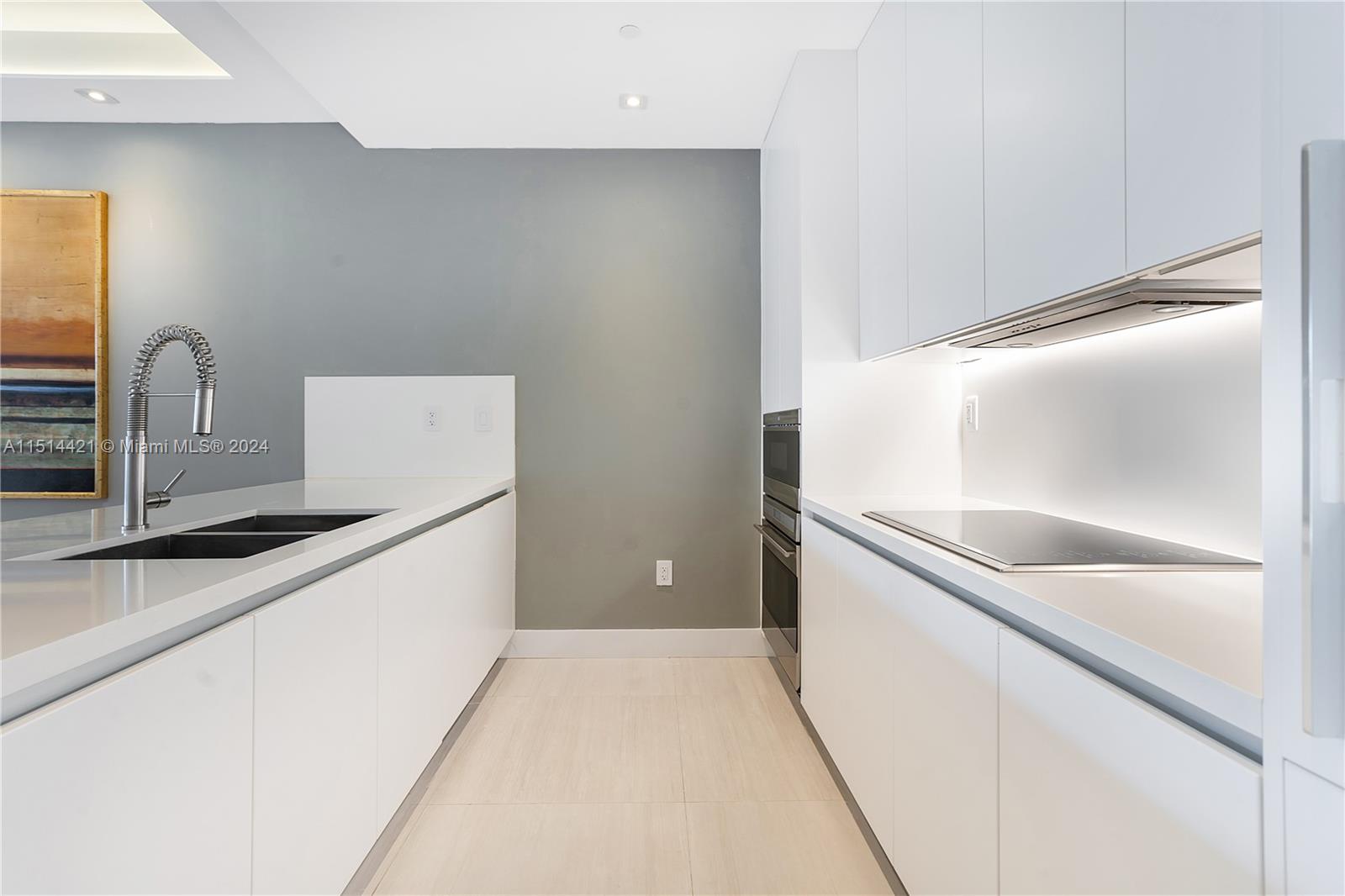 801 S Pointe Dr # 202