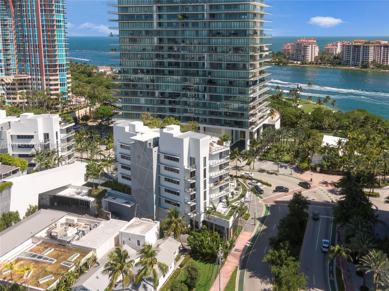 801 S Pointe Dr # 202