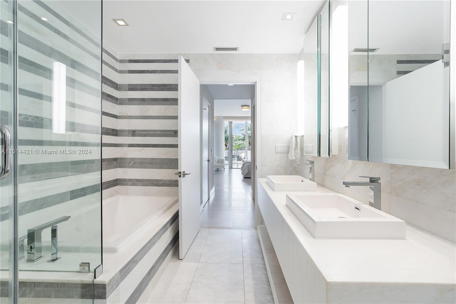 801 S Pointe Dr # 202