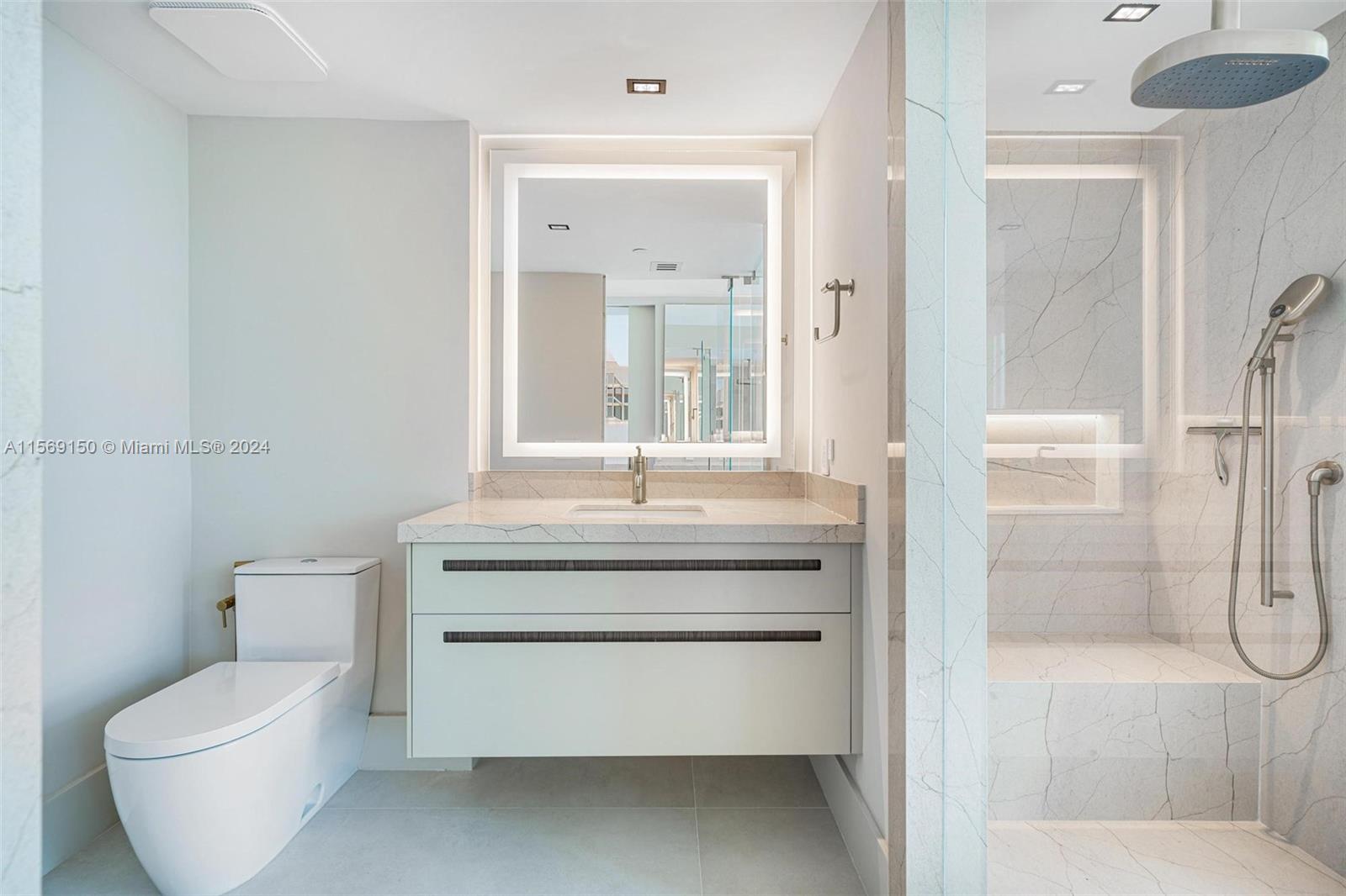 1000 S Pointe Dr # 301